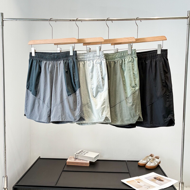 Highly Recommended! Lightweight Outdoor Sports Shorts, Breathable and Sweat-Wicking Running Shorts, Casual Five-Point Shorts for Fitness Training 6902 Highly Recommended! Lightweight Outdoor Sports Shorts, Breathable and Sweat-Wicking Running Shorts, Casual Five-Point Shorts for Fitness Training 6902