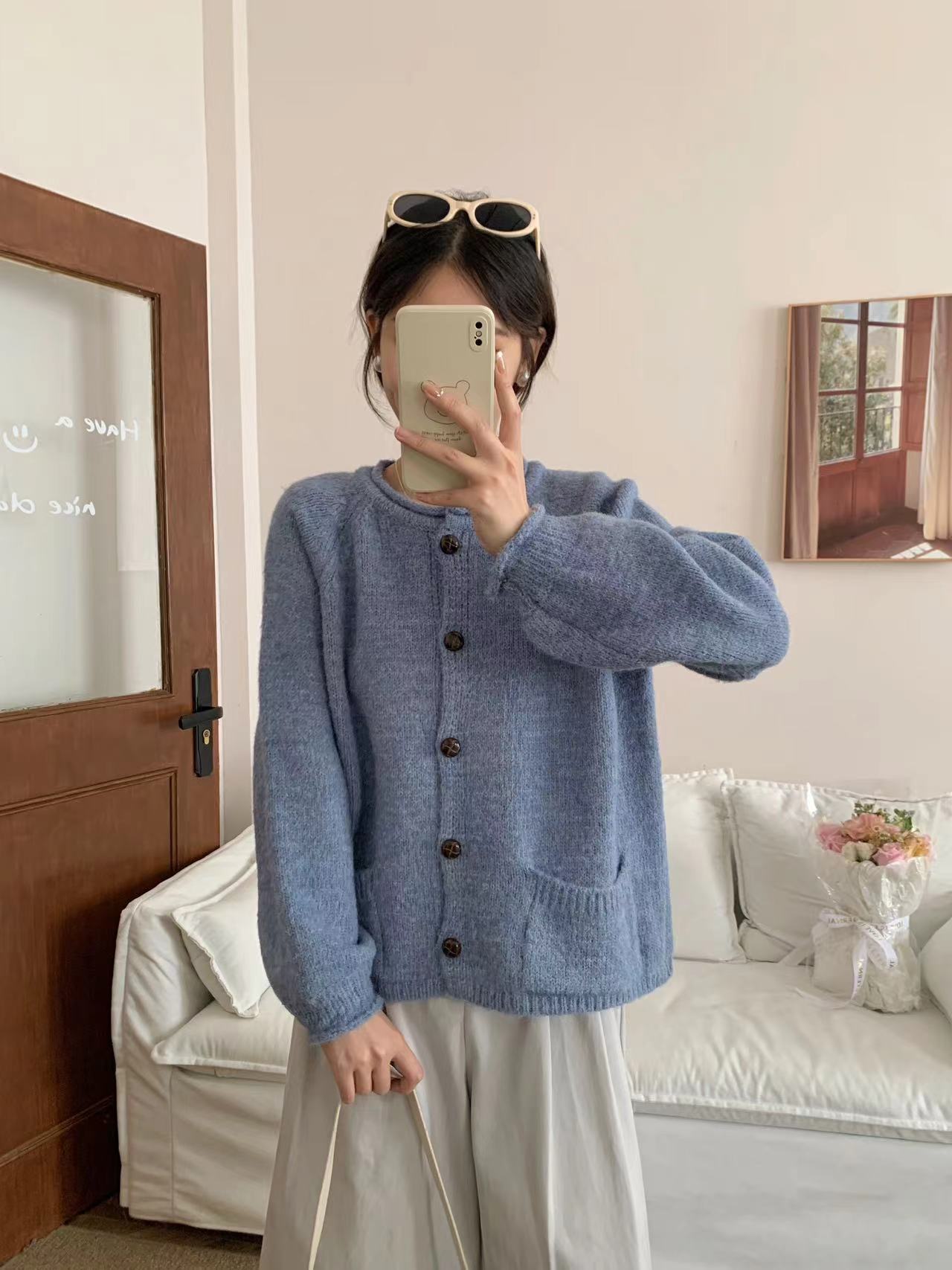24 invierno Puyuan coreano vestir con un simple cardigan de punto de color sólido para mujeres 24 otoño y invierno nuevo complejo