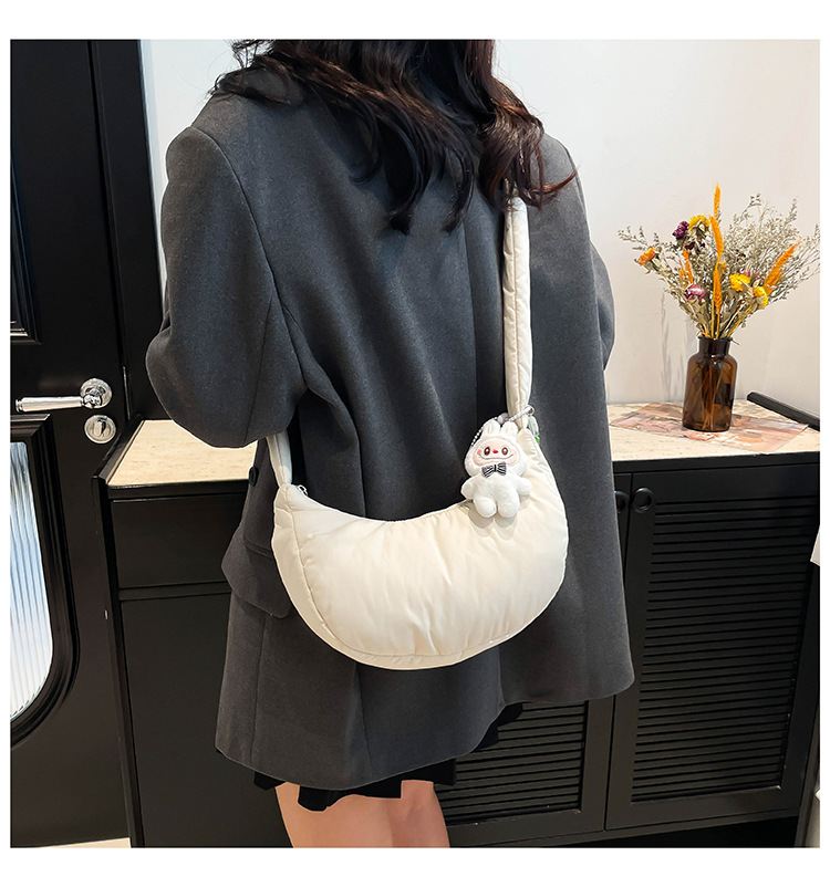 165g Weight Polyester Cotton Lining Material Sewing Thread Fashion Element Zipper Closure Type Single Shoulder Strap Strap Type Crossbody Bag Bags Type Daily, Street Occasion Nylon Material Solid Color Pattern All Seasons Season Women's Gender Basic, Classic Style Style Dumpling Shape Shape Medium Size Women's Medium Nylon Solid Color Basic Classic Style Sewing Thread Dumpling Shape Zipper Crossbody Bag 34