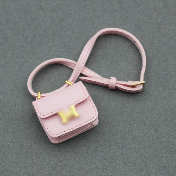 Small H bag powder