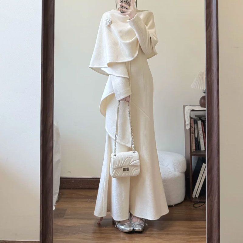 Autumn and Winter 2025 Outfit Set: Cape, Shawl, Coat, Fishtail Dress, Beautiful and Gentle Two-Piece Suit Autumn and Winter 2025 Outfit Set: Cape, Shawl, Coat, Fishtail Dress, Beautiful and Gentle Two-Piece Suit