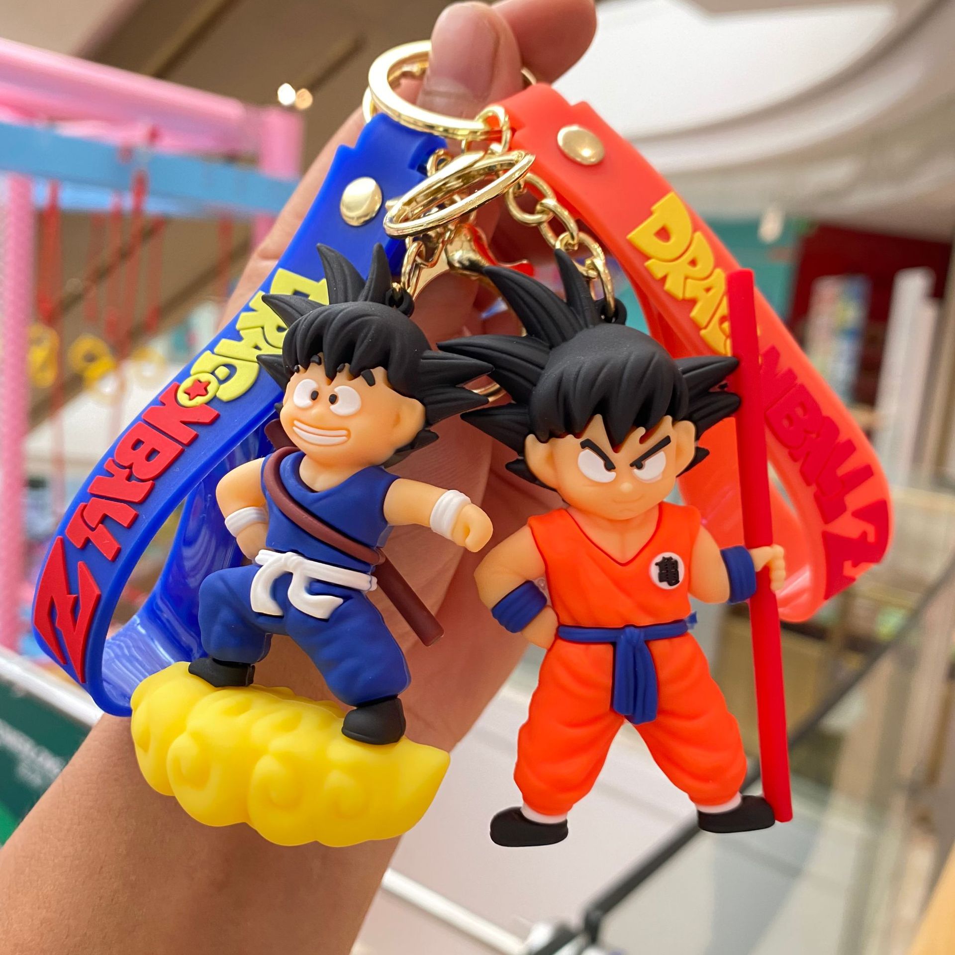 Transfronterizo Dragon Ball llavero recuerdos matando Sun Wukong muñeca coche llavero bolsa colgante pequeño regalo al por mayor