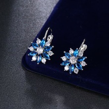 �W���羳���� �r�к��s �{���ʯ������ѩ�����hŮ�羳���Q؛Դ