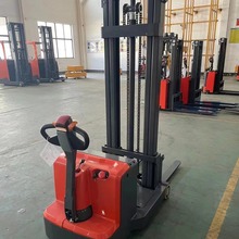 1-1.5吨全电动堆高车无腿平衡重式堆高车仓储电动堆高叉车