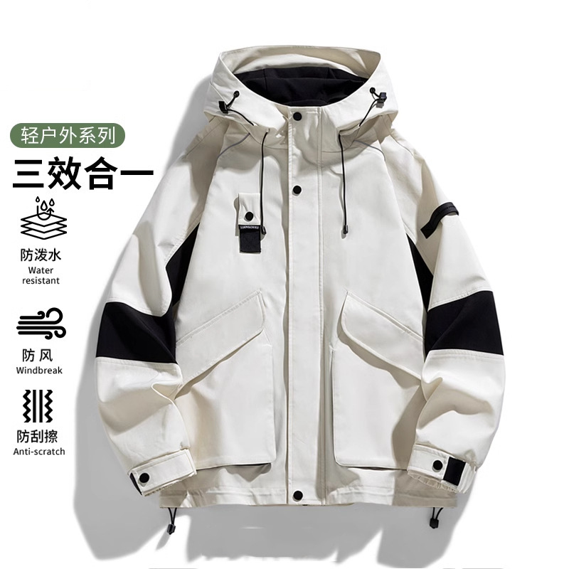 秋冬の新商品にベルベットをつけてコートを着ている男性の日系機能カジュアルな突撃服の工装と帽子のトレンドジャケット男|undefined