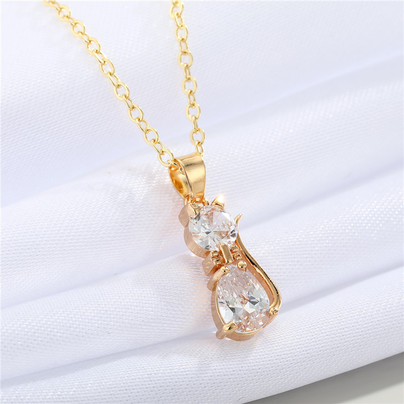 European Cross-border Jewelry Simple And Cute Crystal Kitten Leaf Pendant Necklace Exquisite Animal Clavicle Chain display picture 3