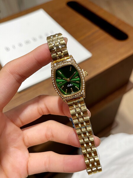 Lao Jia Lady's Quartz Watch Steel Belt Niche Fashion High-end Live…