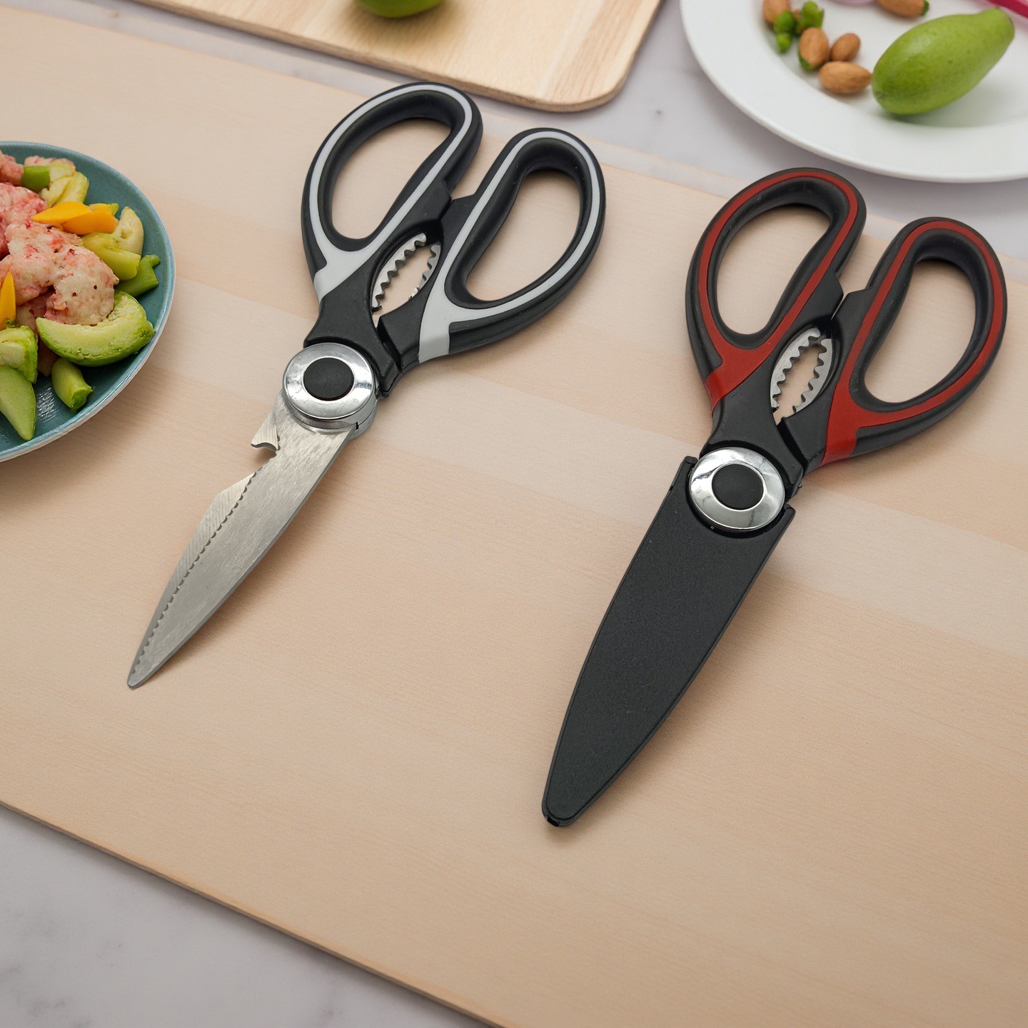 Food-Grade Stainless Steel Kitchen Scissors for Cutting Chicken Bones and Vegetables, High Hardness, Sharp, Multi-Functional Scissors, Yangjiang Knife and Scissors, Panda