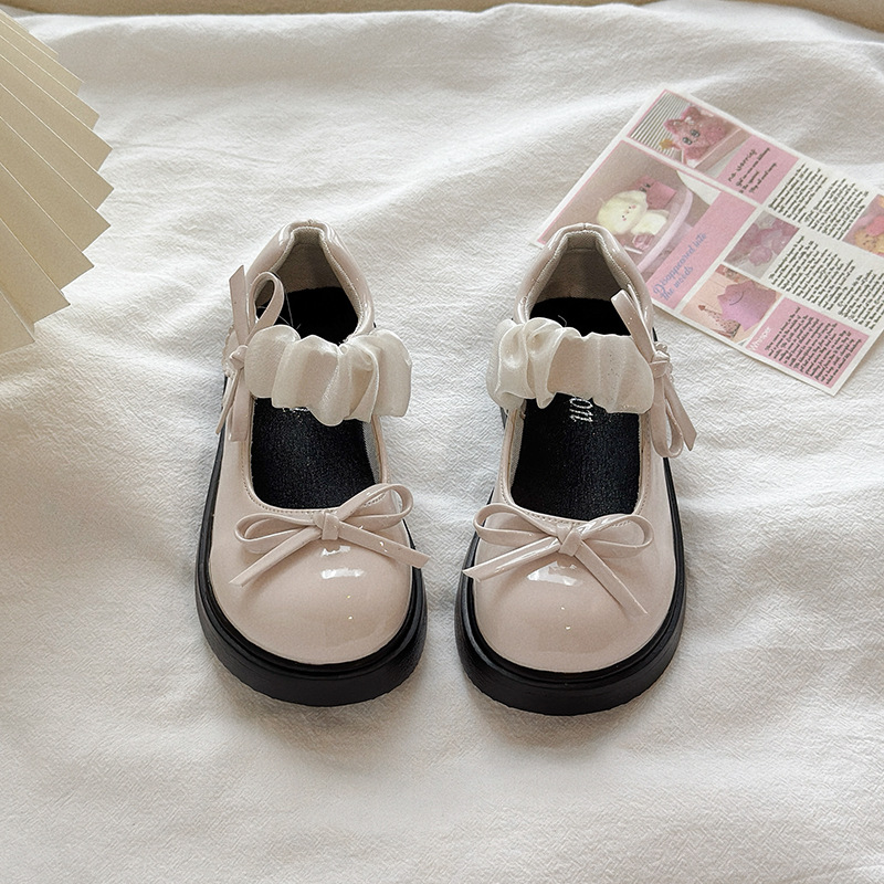 Zapatos de cuero de arco de niñas 2026 primavera y otoño nuevos zapatos casuales poco profundos Lefour estilo británico versátil zapatos Mary Jane