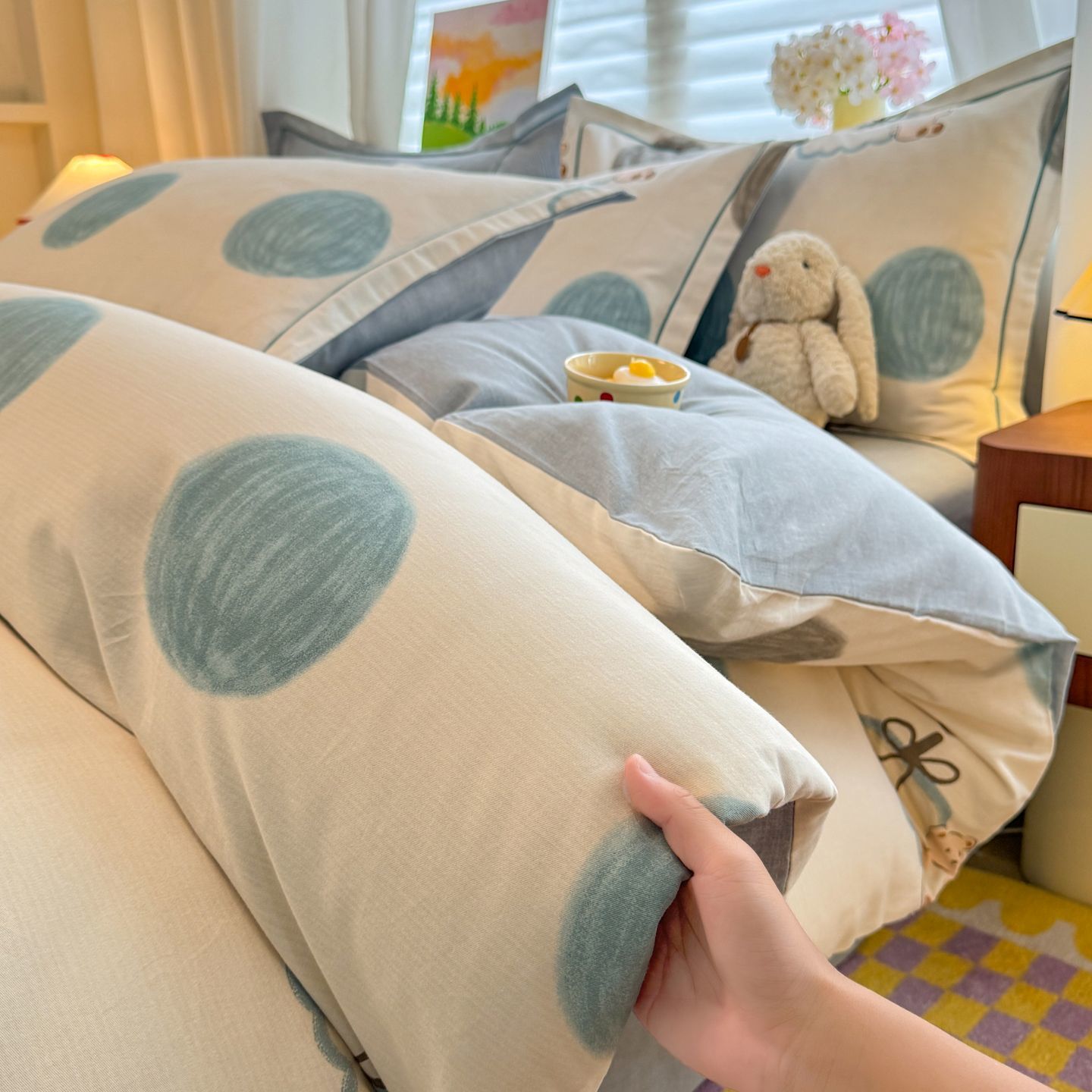 2025 nueva cama de algodón grueso abrasivo cuatro piezas de sábanas de algodón cubiertas de cama de tres piezas de dormitorio estudiantil