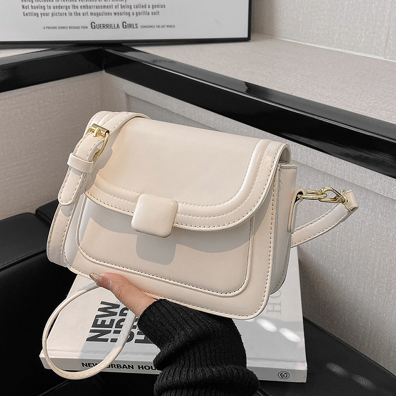 2024新款流行單肩包高級感休閒百搭包包女小眾簡約潮流輕奢小方包