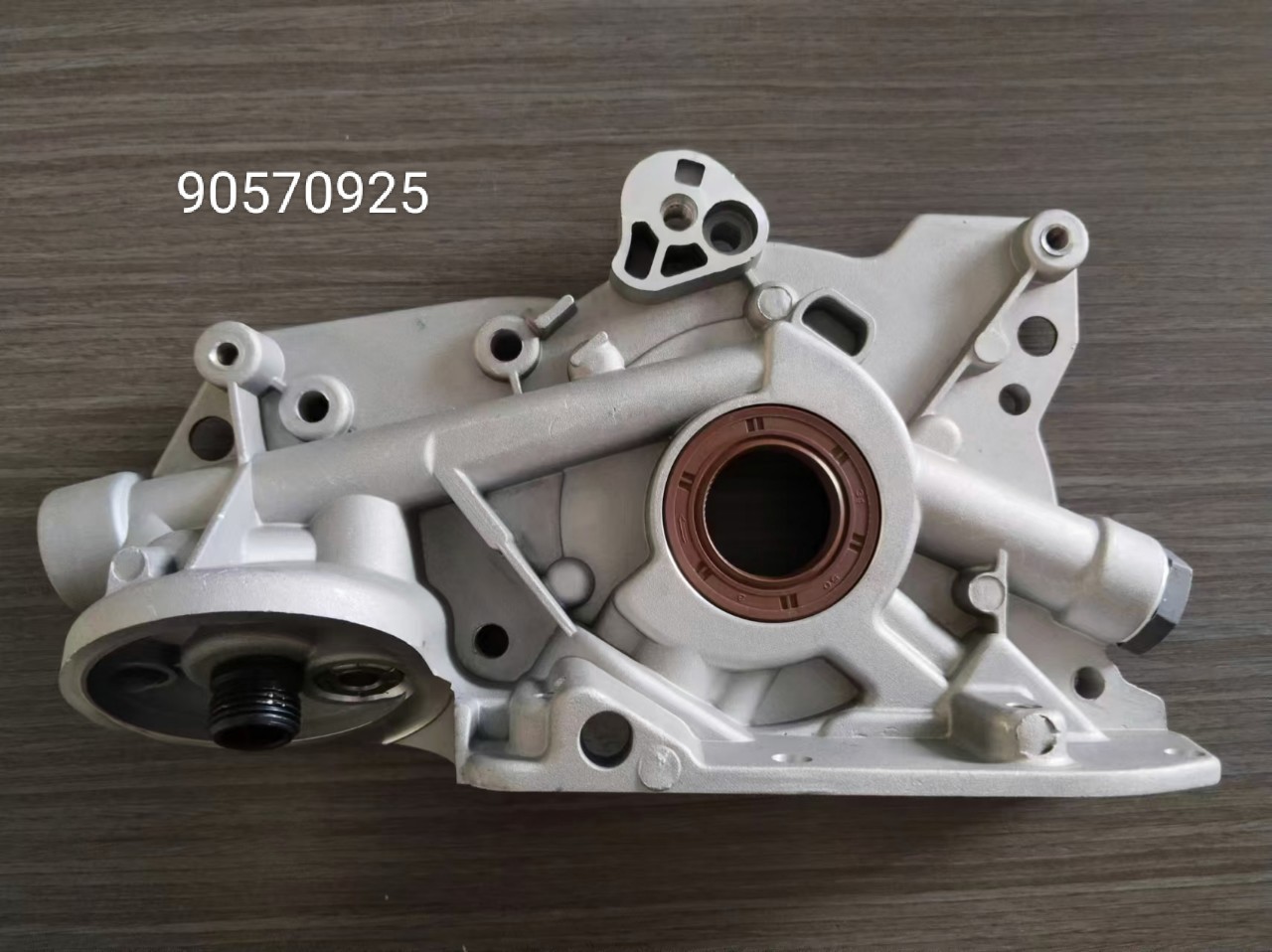 Buick Excelle 1.8 90570925 Suitable for General Motors, Popular in the United States, Durable Fuel Pump for Engines