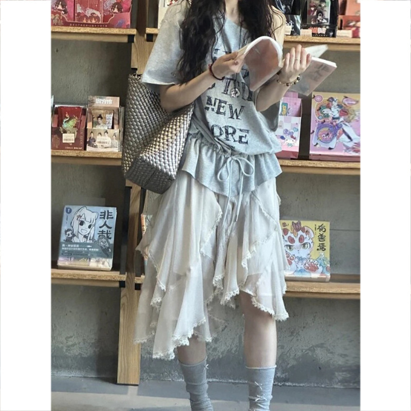 High-Waisted Design, Ruffled Irregular Skirt, Fashionable and Elegant, Simple and Versatile for Work, A-Line Skirt, Short-Sleeved Suit High-Waisted Design, Ruffled Irregular Skirt, Fashionable and Elegant, Simple and Versatile for Work, A-Line Skirt, Short-Sleeved Suit