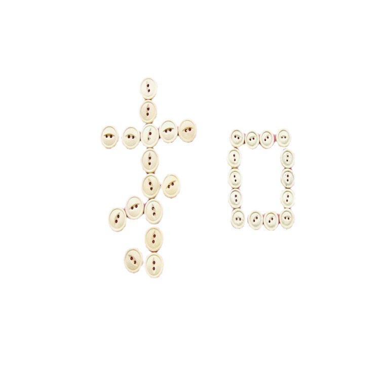 天台维娅厂家圆形木质纽扣子激光雕刻实木头制diy2四眼小木钮扣