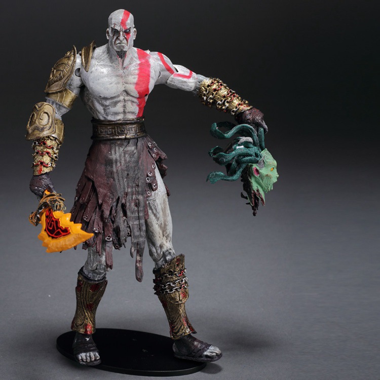 Neca God of War 2 Kratos Golden Fleece Armor Medusa Head 7