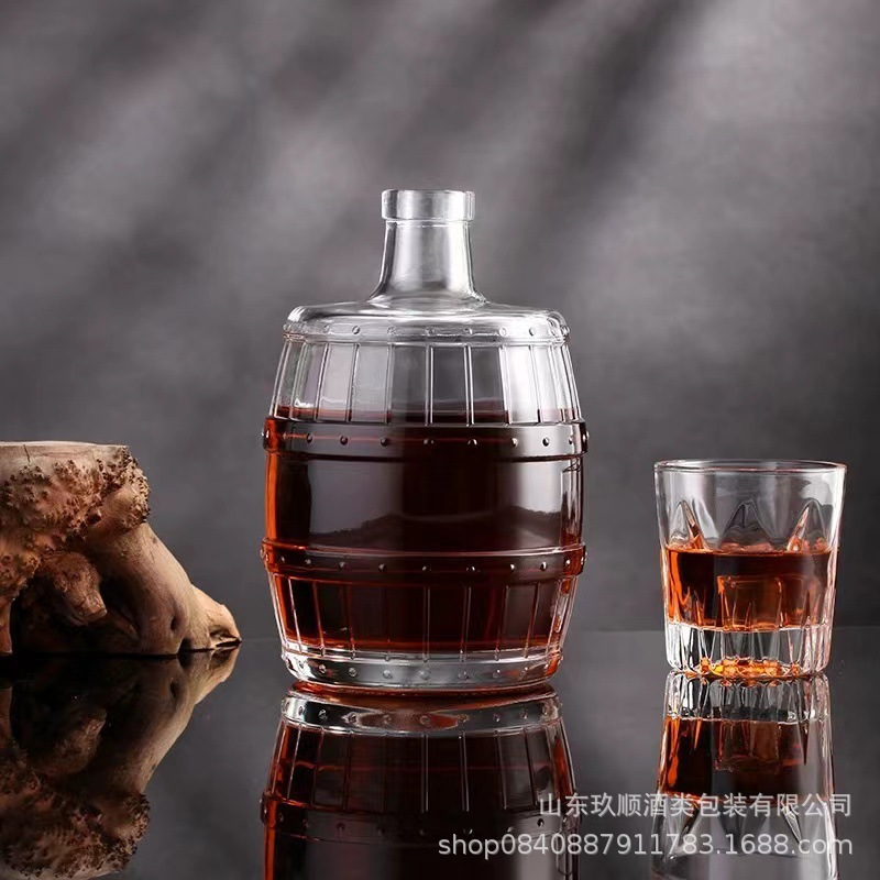 厂家批发750ml毫升洋酒瓶橡木桶威士忌伏特加酒瓶创意玻璃酒瓶
