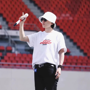 ����ͬ���·�2026δLIVE�_��1982�ݳ�����Ԯ����߅�������T��