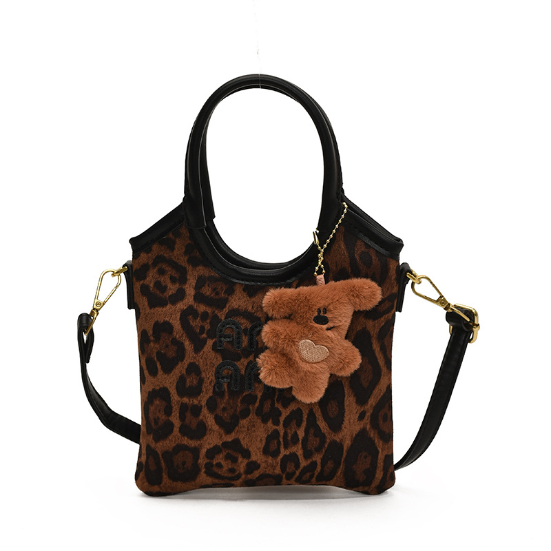 Colgante con estampado de leopardo
