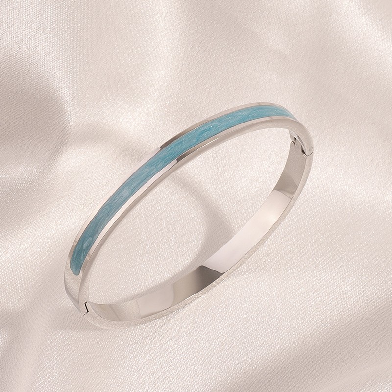 Pulsera de Esmalte 18K de Acero de Titanio Impermeable Hipoalergénica image 17