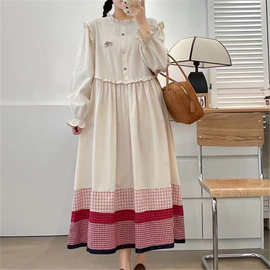 日系木耳立领棉质连衣裙春季新款下摆拼格子半开扣收腰a字中长裙
