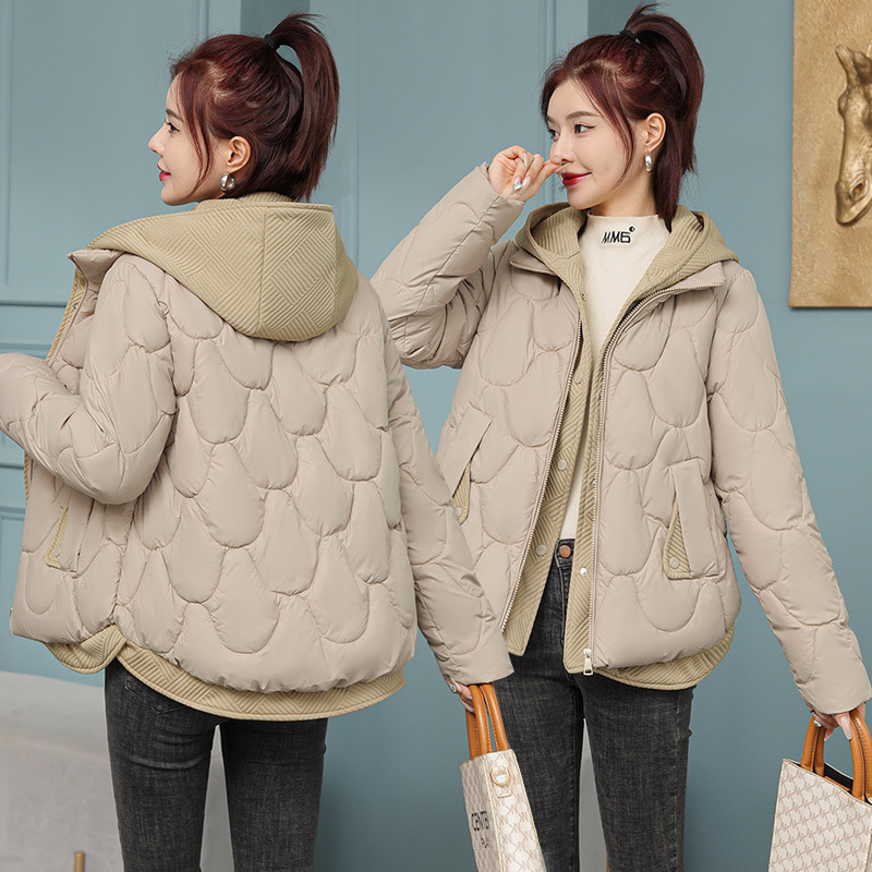 Cross-Border New Fake Two-Piece down Jacket Women's Short Hooded Winter Thickened Small Splicing Jacket Cross-Border New Fake Two-Piece down Jacket Women's Short Hooded Winter Thickened Small Splicing Jacket