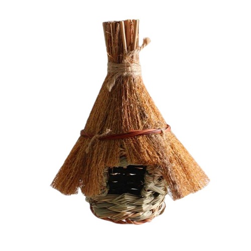 Creative pet birdhouse, hanging straw birdhouse, handmade kindergarten environment layout, aerial hanging, balcony pastoral
