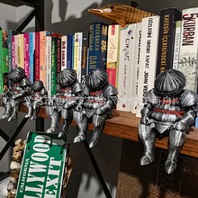 跨境复古盔甲骑士兵守卫树脂摆件，适用于桌面玄关家居装饰摆件