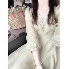 2025秋冬大码胖mm温柔风仙女蕾丝拼接v领连衣裙女气质碎花长裙子