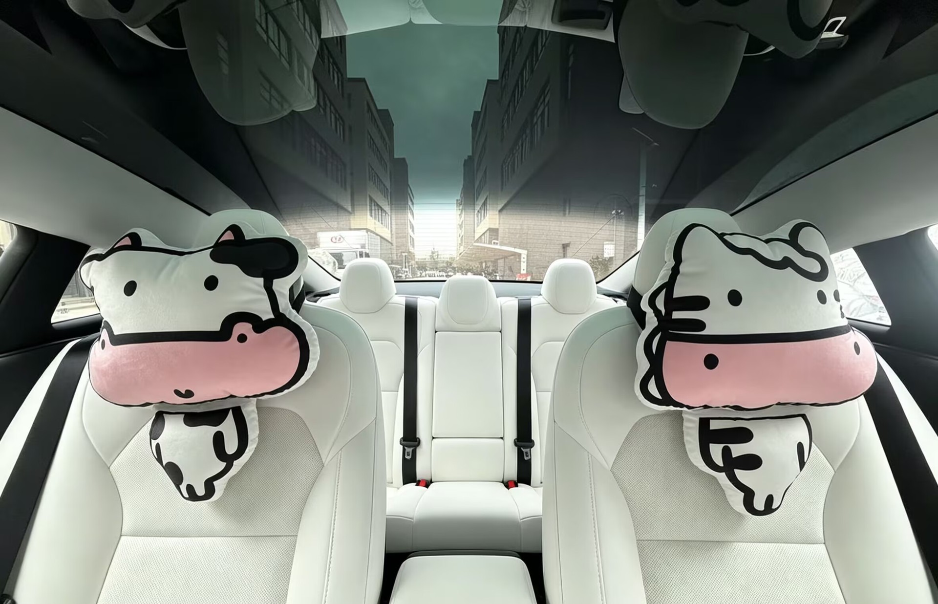 Cow and Horse Headrests, Car Headrests, Quirky and Personalized Headrests, Happy Little Cow and Horse Cartoon Headrests, Neck Pillows for Office Workers