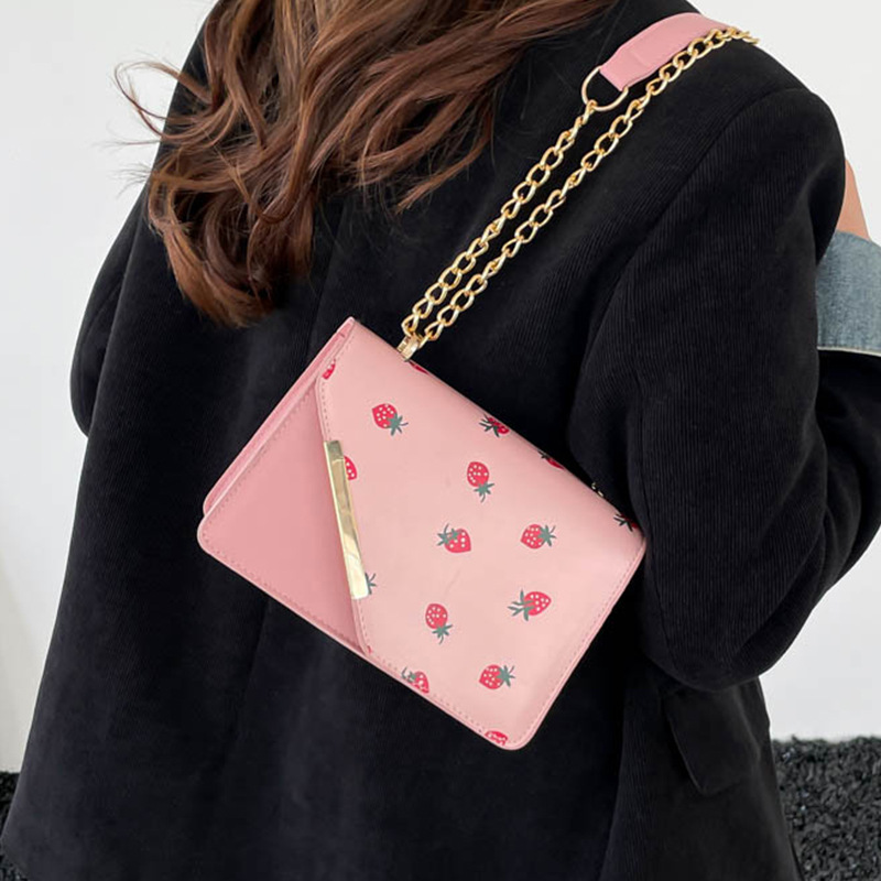 Small Fresh Chain Small Square Bag Versatile Shoulder Bag Cute Commuter Crossbody Bag_voghion.com
