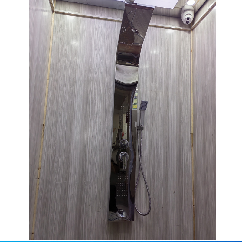 Traje de ducha de pantalla de ducha de acero inoxidable 304 simple y práctico Fabricantes transfronterizos de comercio electrónico suministran Pantalla de Ducha