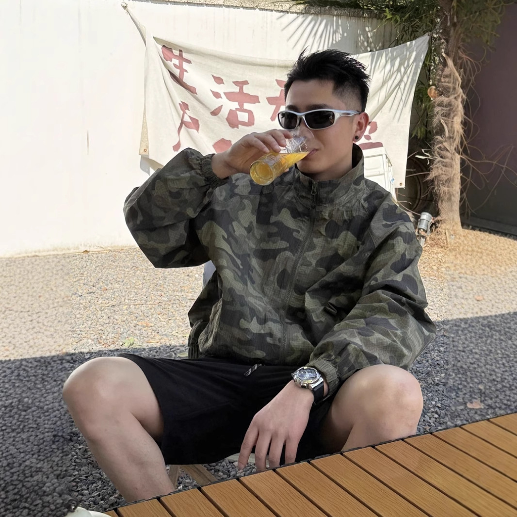 军绿色迷彩防晒服男夏季轻薄速干防晒皮肤衣高级感痞帅冲锋衣夹克