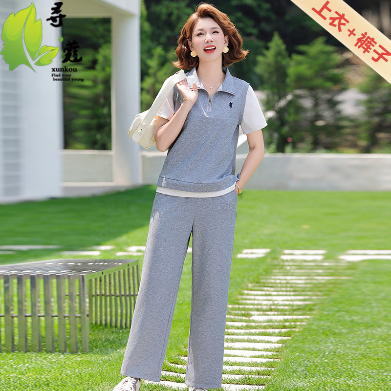New style mom outfit set, summer clothes for mothers, fashionable and simple short-sleeve two-piece set, sportswear for ages 40-60 New style mom outfit set, summer clothes for mothers, fashionable and simple short-sleeve two-piece set, sportswear for ages 40-60