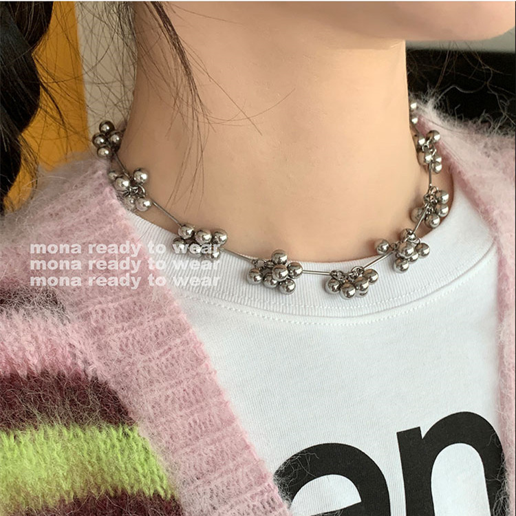 MONA Same Style Titanium Steel Fashion High Design Sense Necklace Women's Accessories 2023 New Clavicle Chain