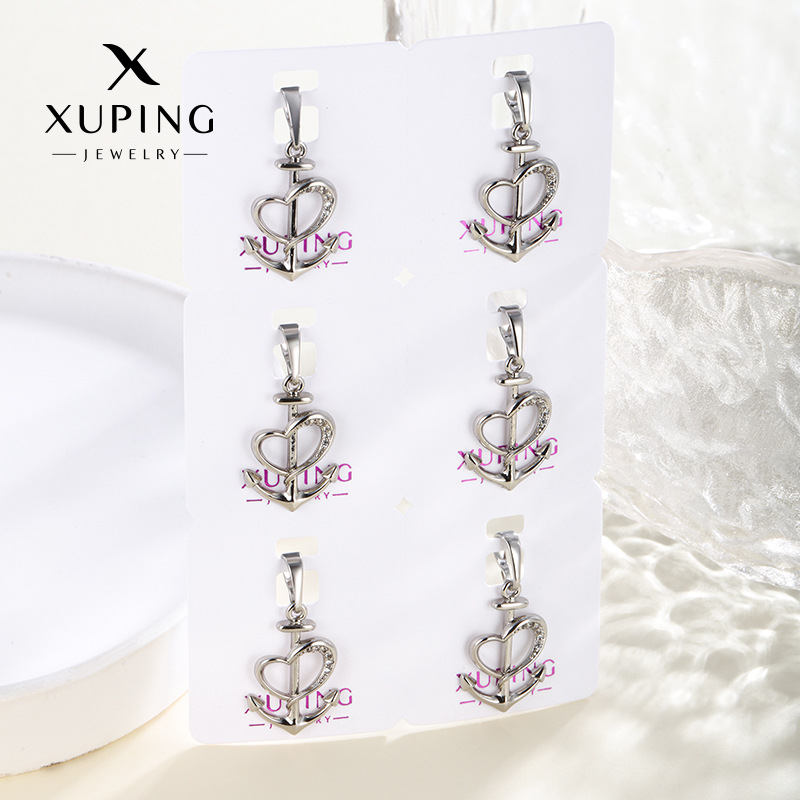 Xuping fuente de fábrica al por mayor Hip Hop Europa y América tendencia transfronteriza punk personalidad ancla amor colgante hombre y mujer