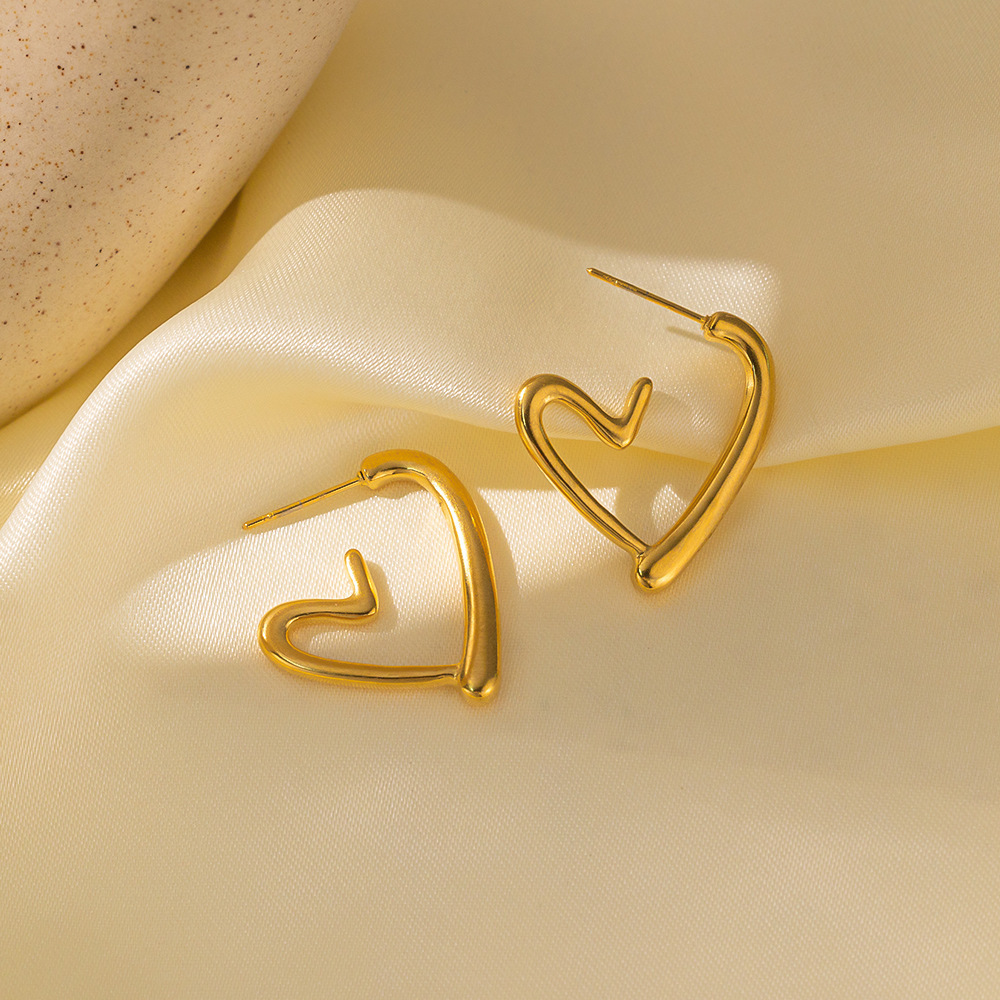 10g Weight 304 Stainless Steel Ear Needle Material Ear Studs Classification 1 Pair Quantity Holiday, Daily Occasion Titanium Steel Material Irregular, Heart Shape Pattern Women's Gender Plating Design Basic, Simple Style Style 1 Pair Basic Simple Style Irregular Heart Shape Plating Titanium Steel Ear Studs 2