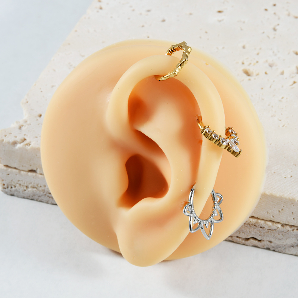 Zircon Inlay Material Ion Plating (IP) Leaf Crown Flower 304 Stainless Steel Simple Style Classic Style Waterproof Non Tarnish Earrings