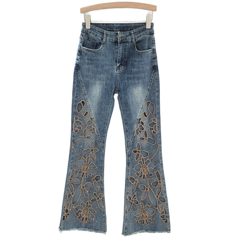 Verano nueva moda, industria pesada, diamantes calientes, jeans bordados huecos, el temperamento femenino es delgado y versátil, pantalones micro-lat de nueve puntos image 5