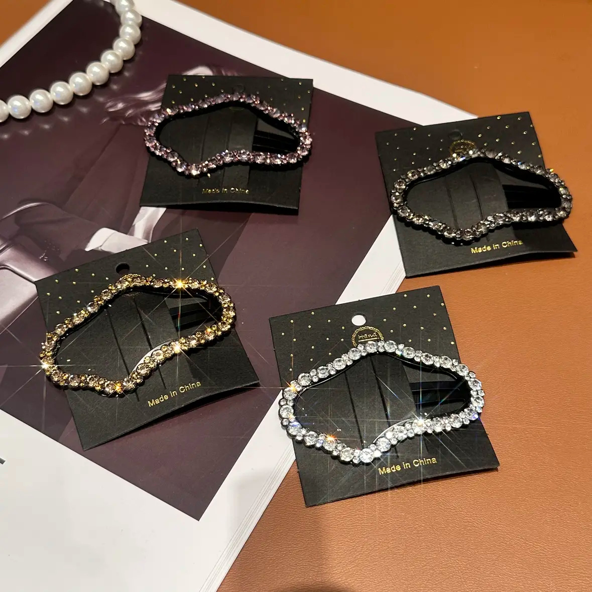 15g Weight Shiny Women's Geometric Plastic Hair Clip