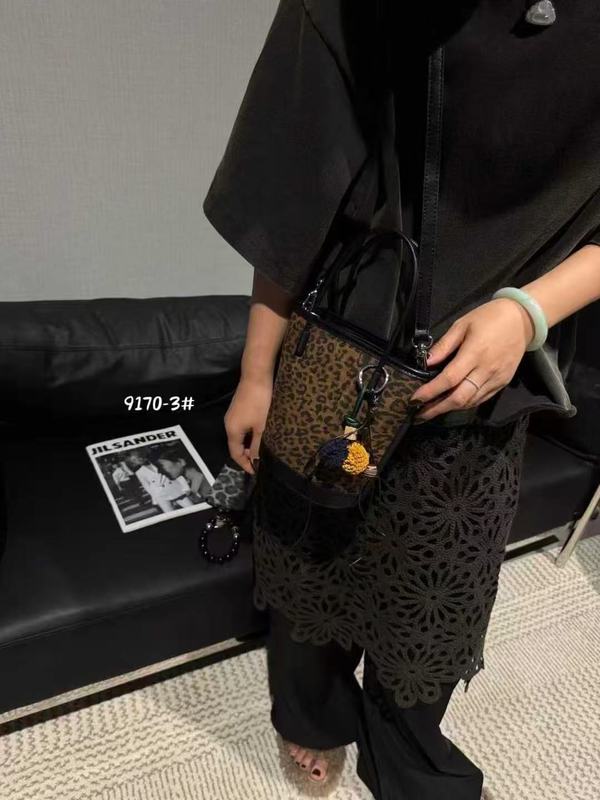韩国小众磨砂豹纹包包女新款秋冬单肩斜挎包高级感复古手提水桶包|undefined