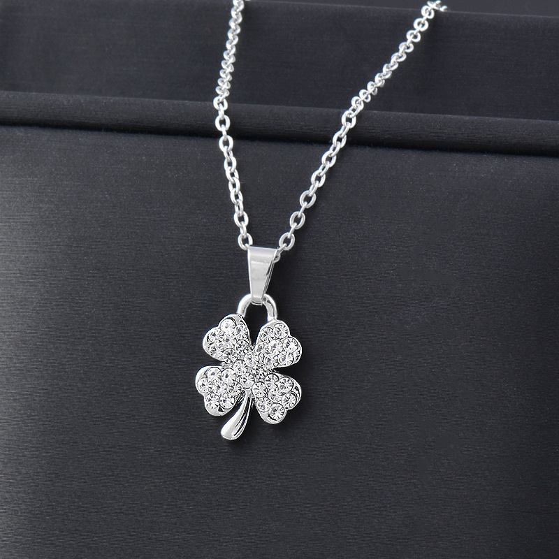 Simple Style Four Leaf Clover Stainless Steel Inlay Zircon Pendant Necklace 1 Piece