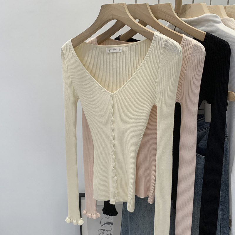2026 Early Spring Stylish Pink Deep V-Neck Long-Sleeve Base Knit Top for Women, Autumn Commuter Slim-Fit Thin Top