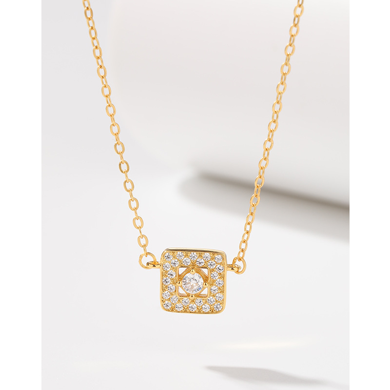 S925 plata esterlina diamante cubo azúcar collar de las mujeres todo-fósforo de lujo nicho clavícula cadena collar de alto grado regalo del Día de San Valentín