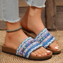 �羳2025�����Q�����L���һ����Ů�W����a��Ьһ��ɳ����Ь�F؛