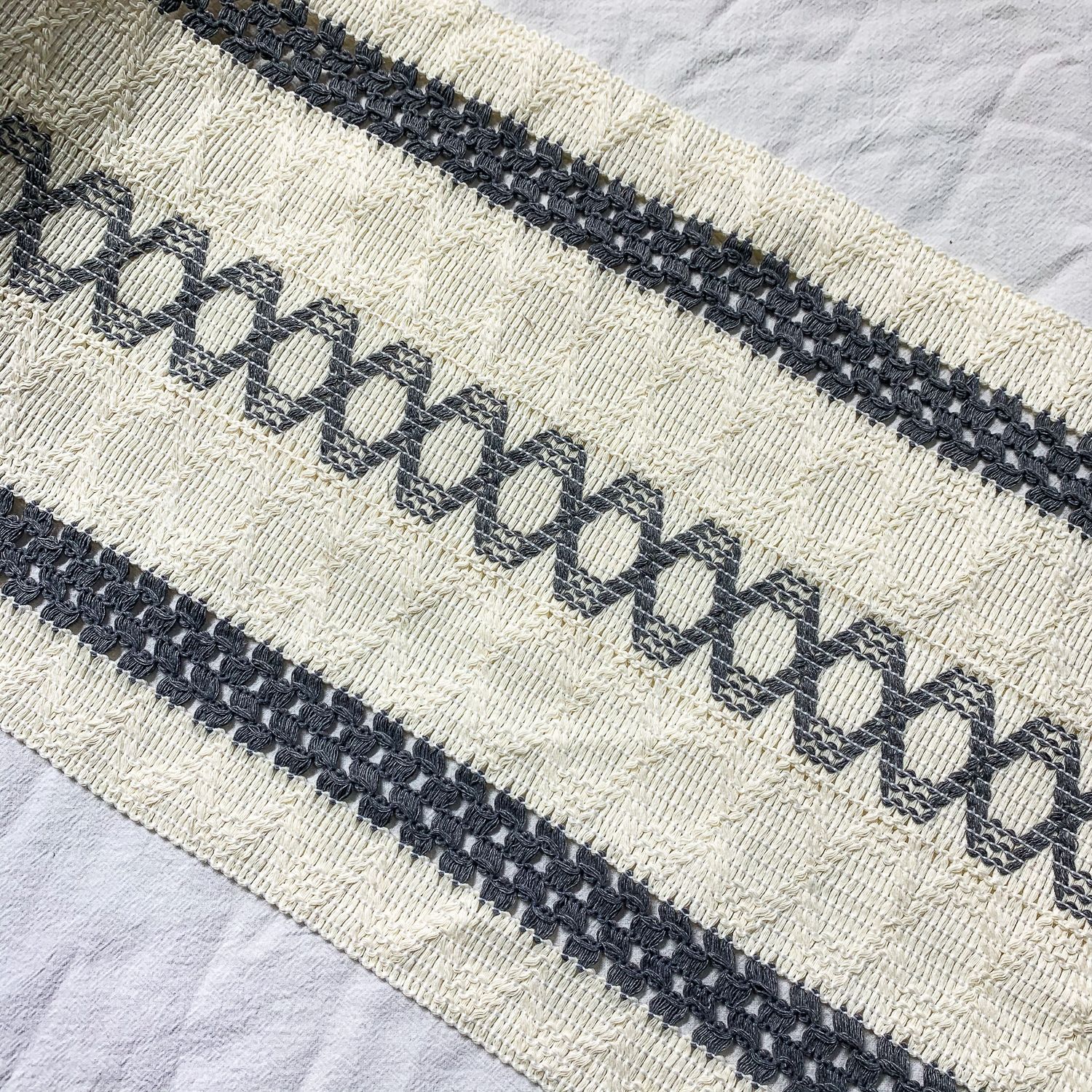 양쪽에 MX13 회색 중간 육각형