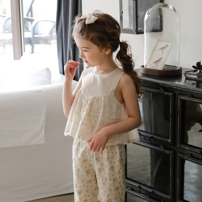 Summer 2024 Strawberry San New Korean Style Children's Clothing Girl Fashion Lace Tank Top