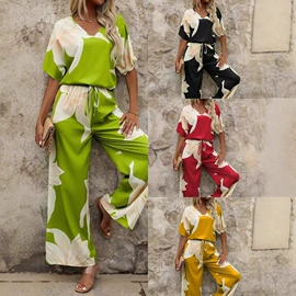 连衣裙;女式T恤;休闲裤