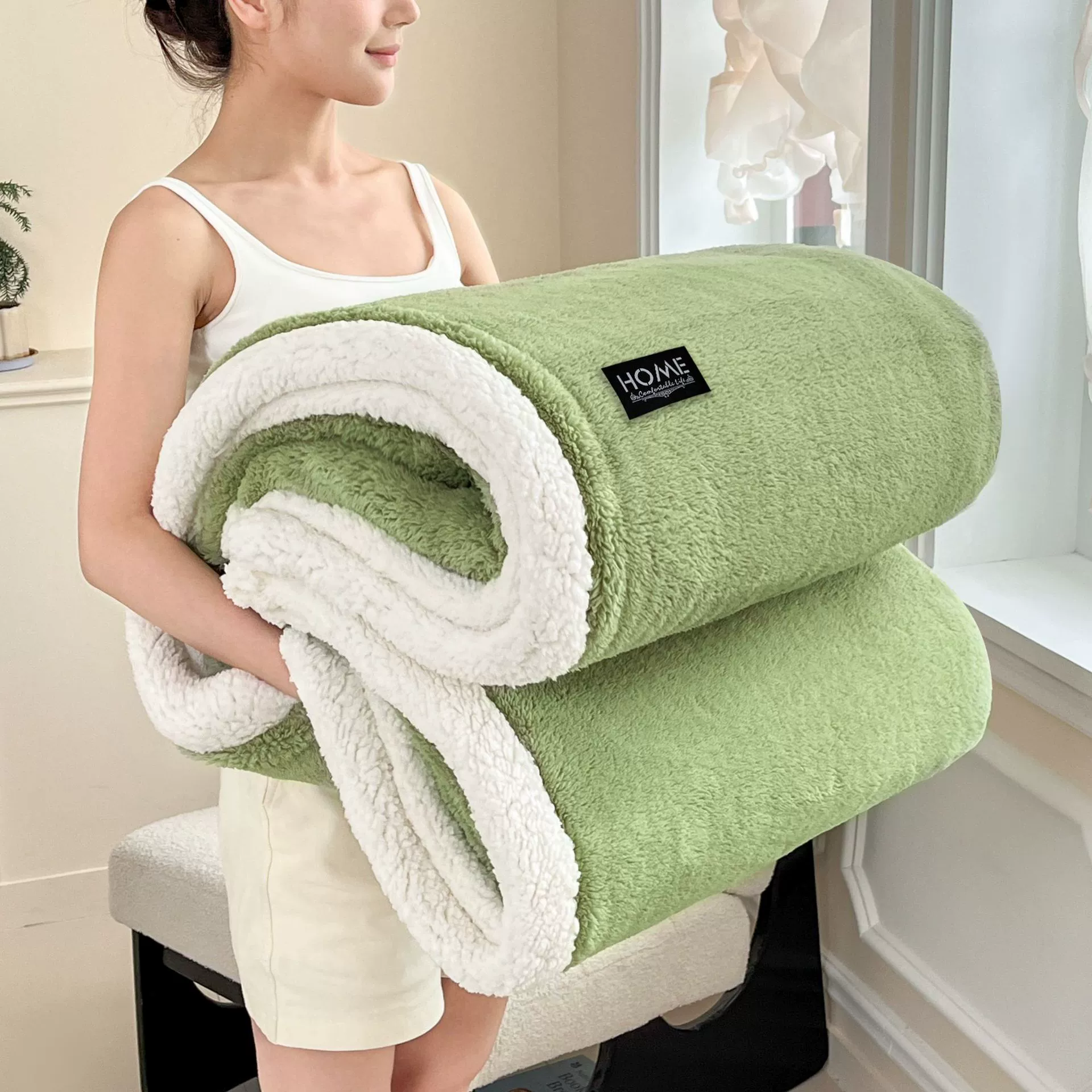Одеяло-подушка Keep-Warm, утолщённая двухслойная флисовая ткань, различные размеры и цвета