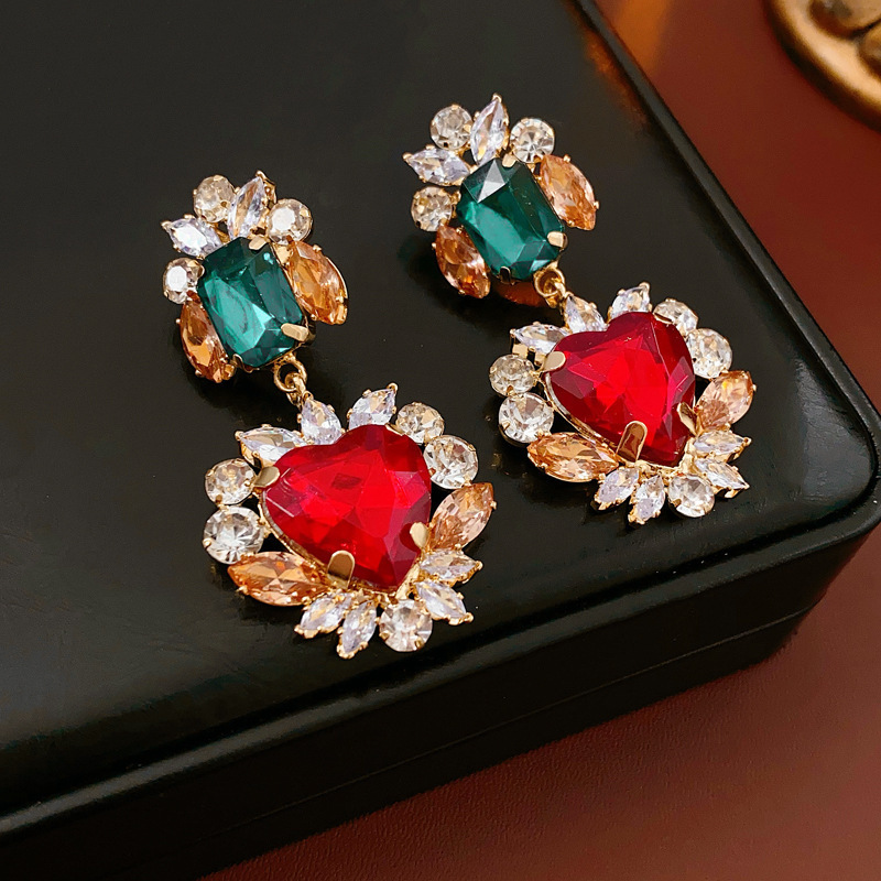 Pendientes exagerados de vintage medieval Pendientes de perlas geométricas de aceite de gota de diamantes de aguja de plata femenina Pendientes retro de sentido avanzado