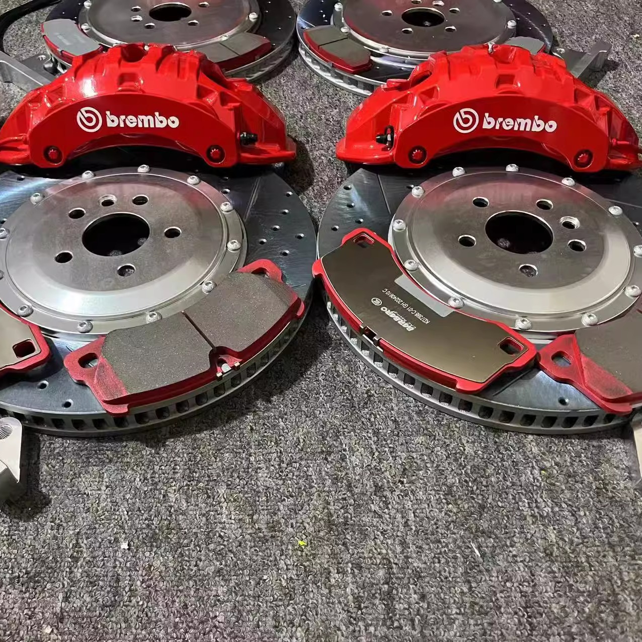 Piston Kit, Buleibo Brake caliper cover - brembo-19z-six-piston-front-wheel-pair